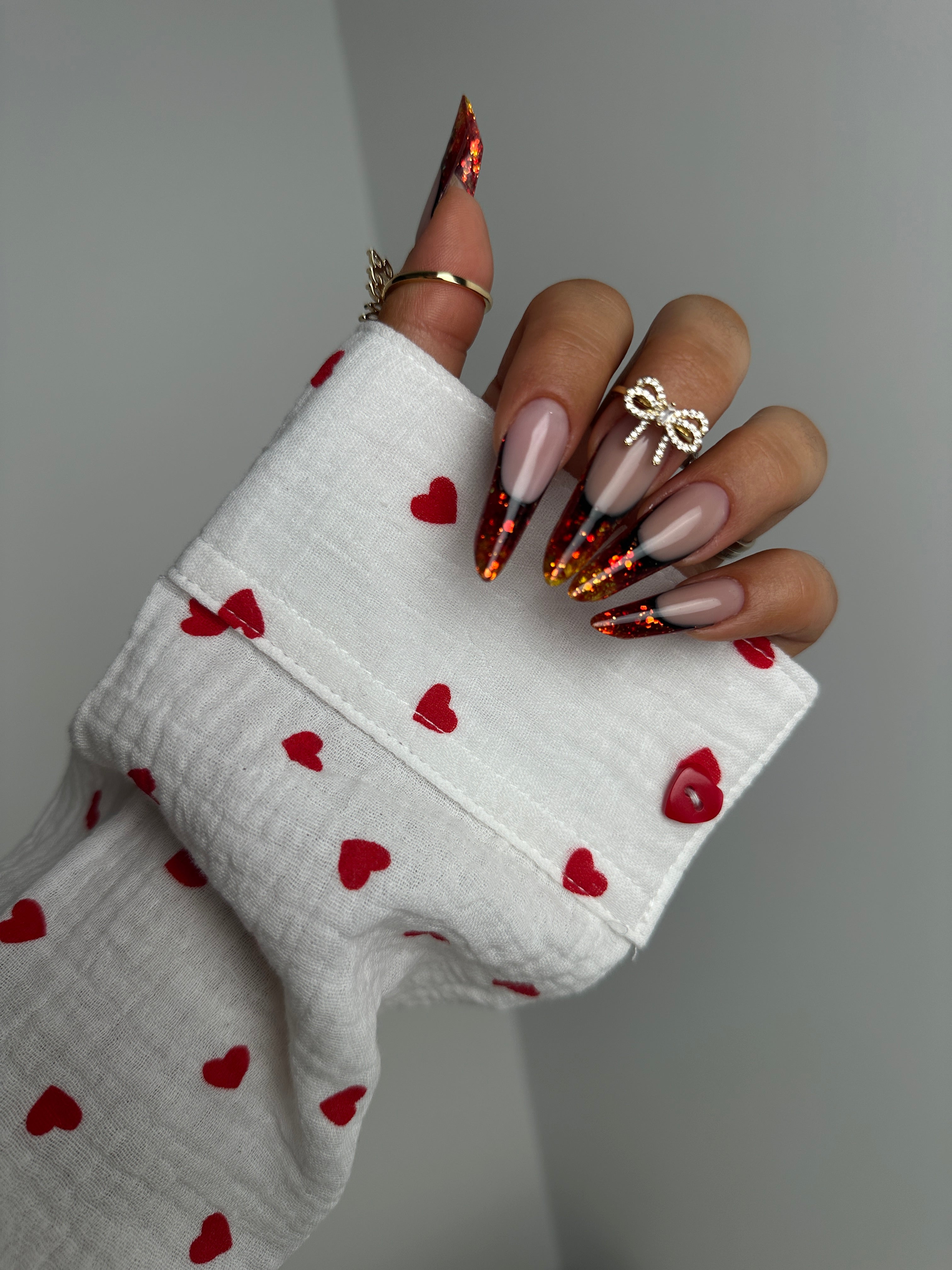 Red Heart Print sleeve