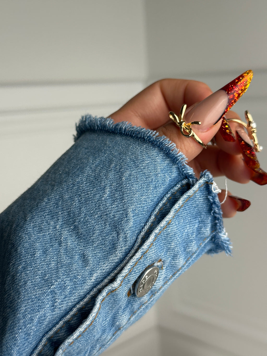 Sky denim with two buttons