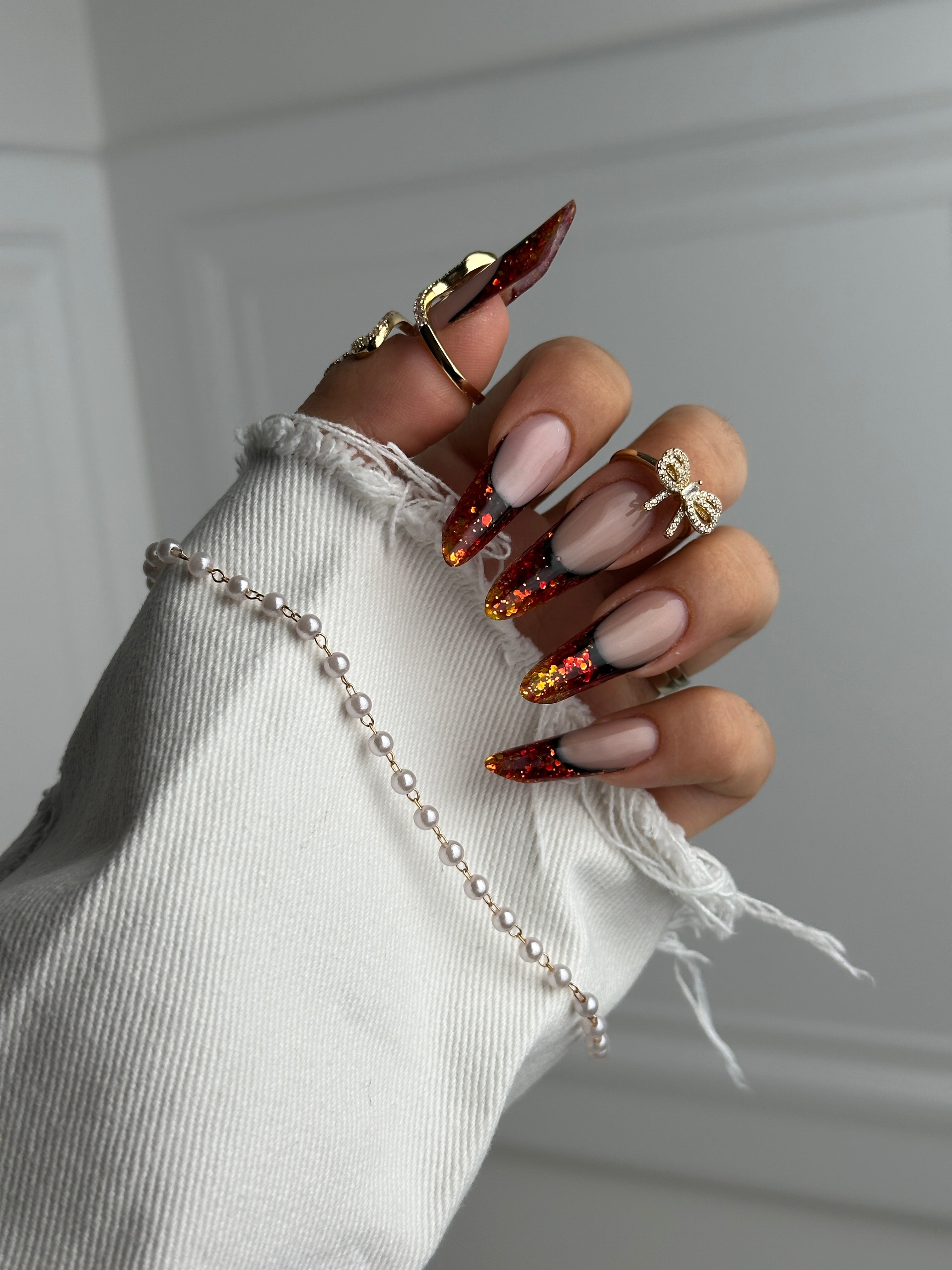 Raw edge white denim with pearl